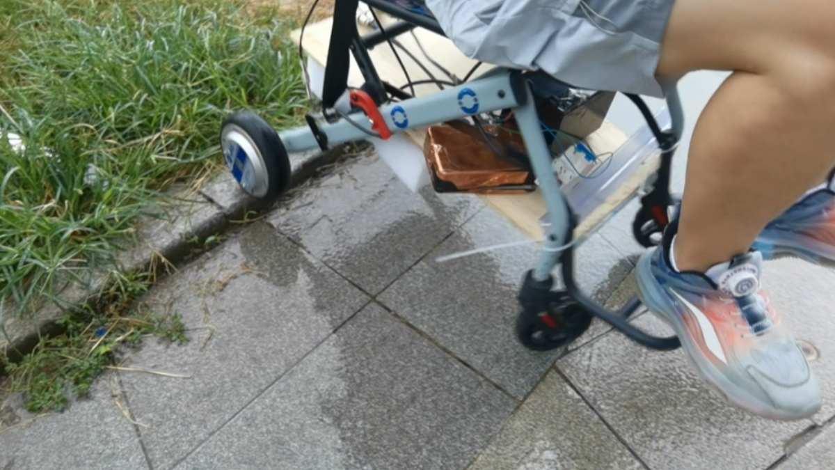 Factors affecting robot wheel motor’s ability to climb obstacles and optimization directions